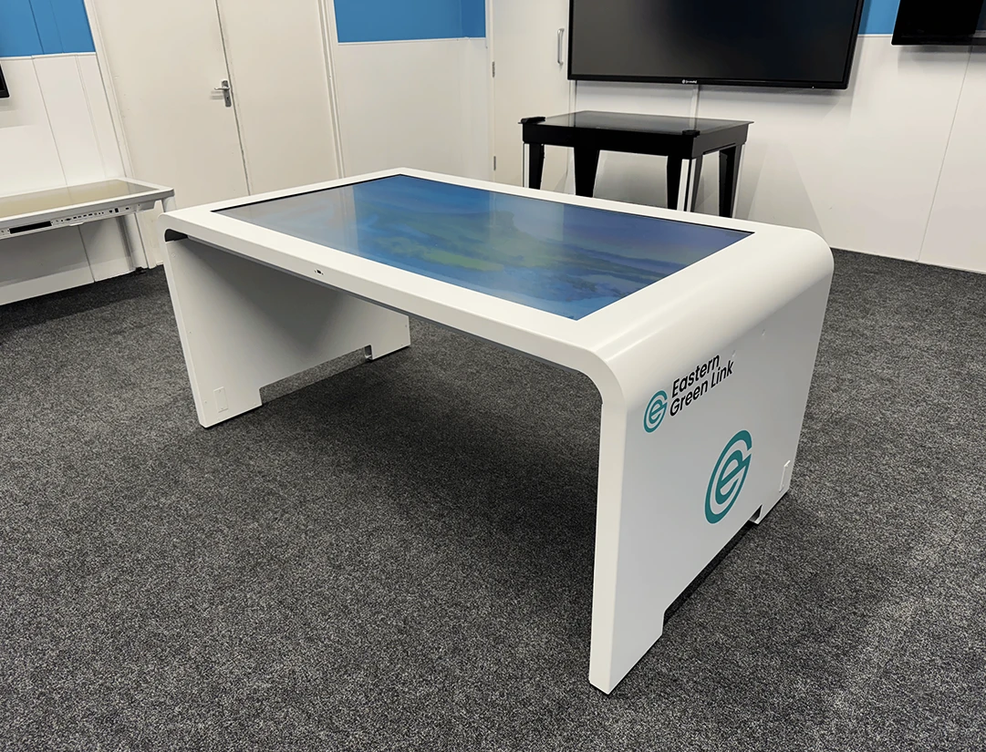 Promultis touchscreen table